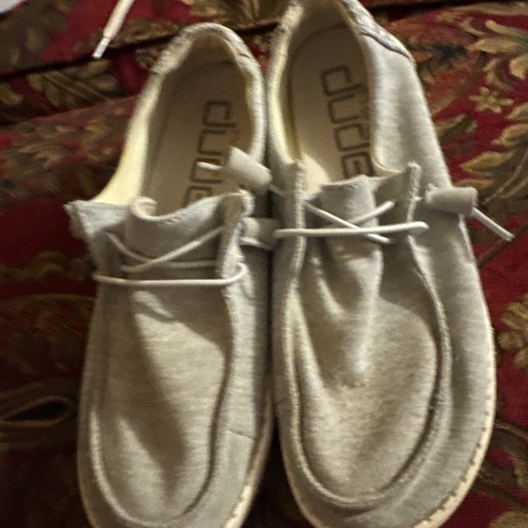 Hey Dude Wendy Women Size 7 Gray Canvas Comfort Shoes - Picture 2 of 6
